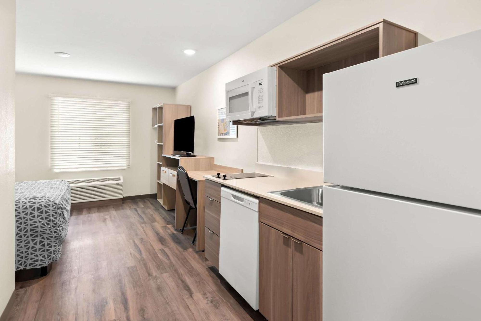Woodspring Suites Savannah West Chatham Parkway エクステリア 写真