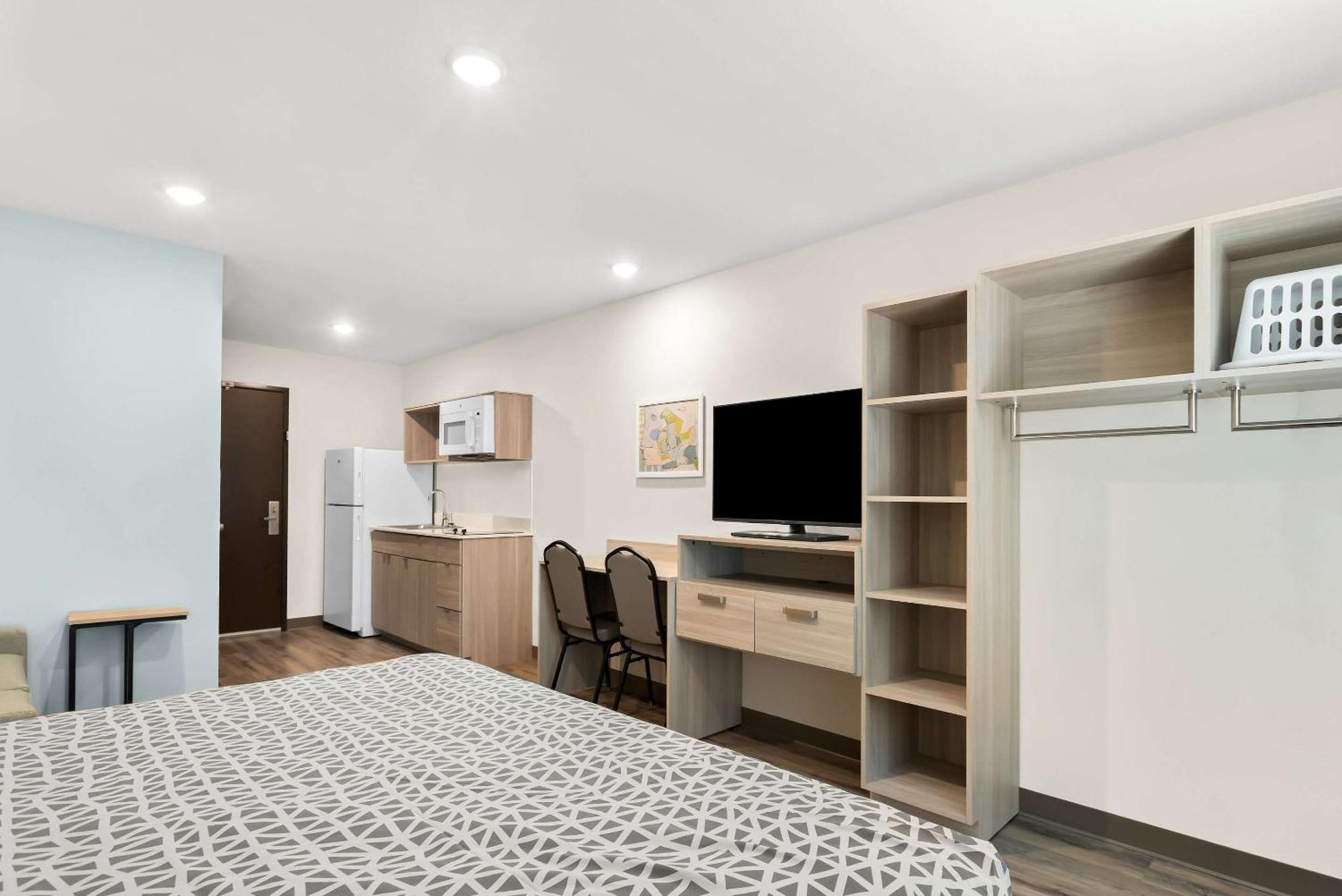 Woodspring Suites Savannah West Chatham Parkway エクステリア 写真