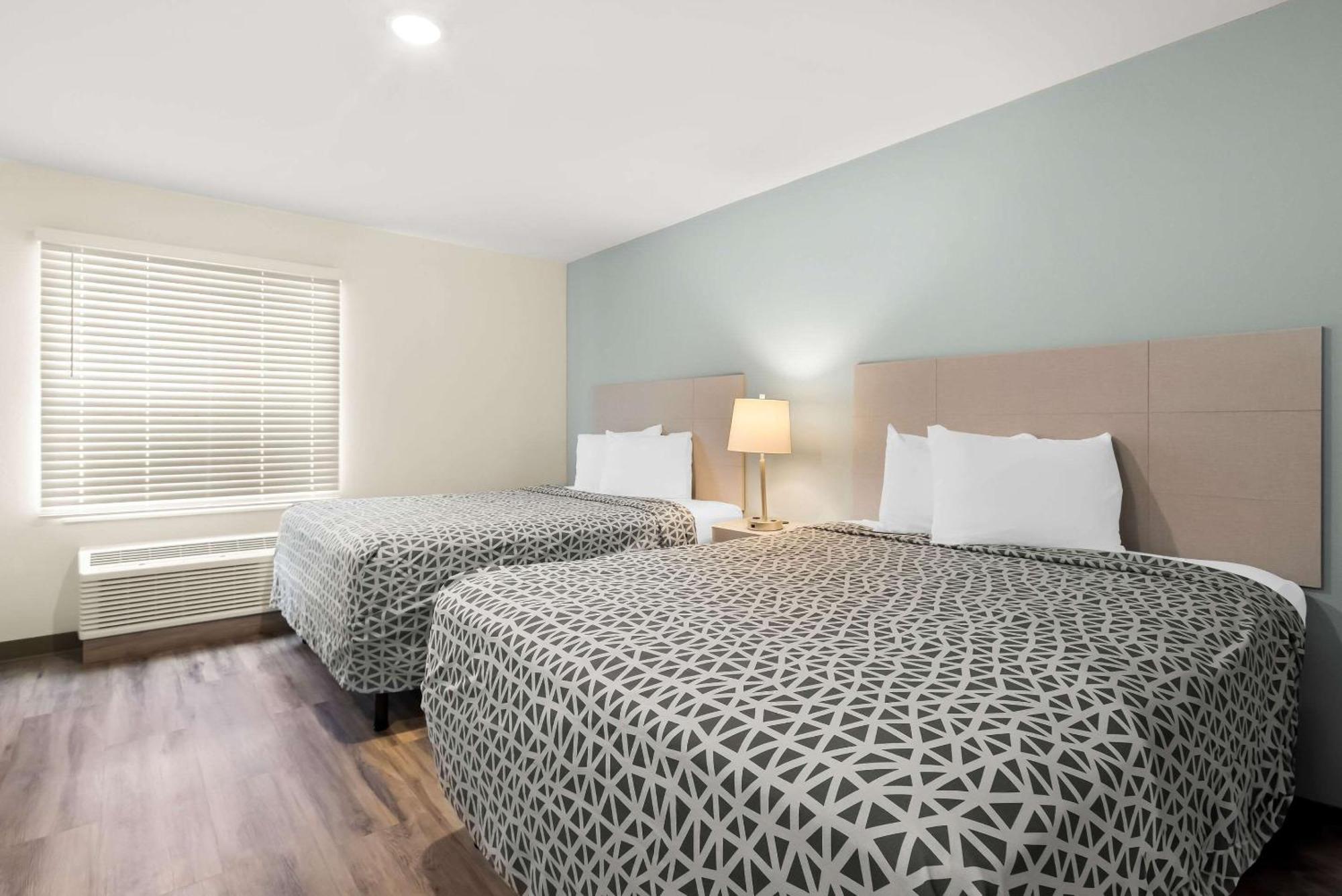 Woodspring Suites Savannah West Chatham Parkway エクステリア 写真