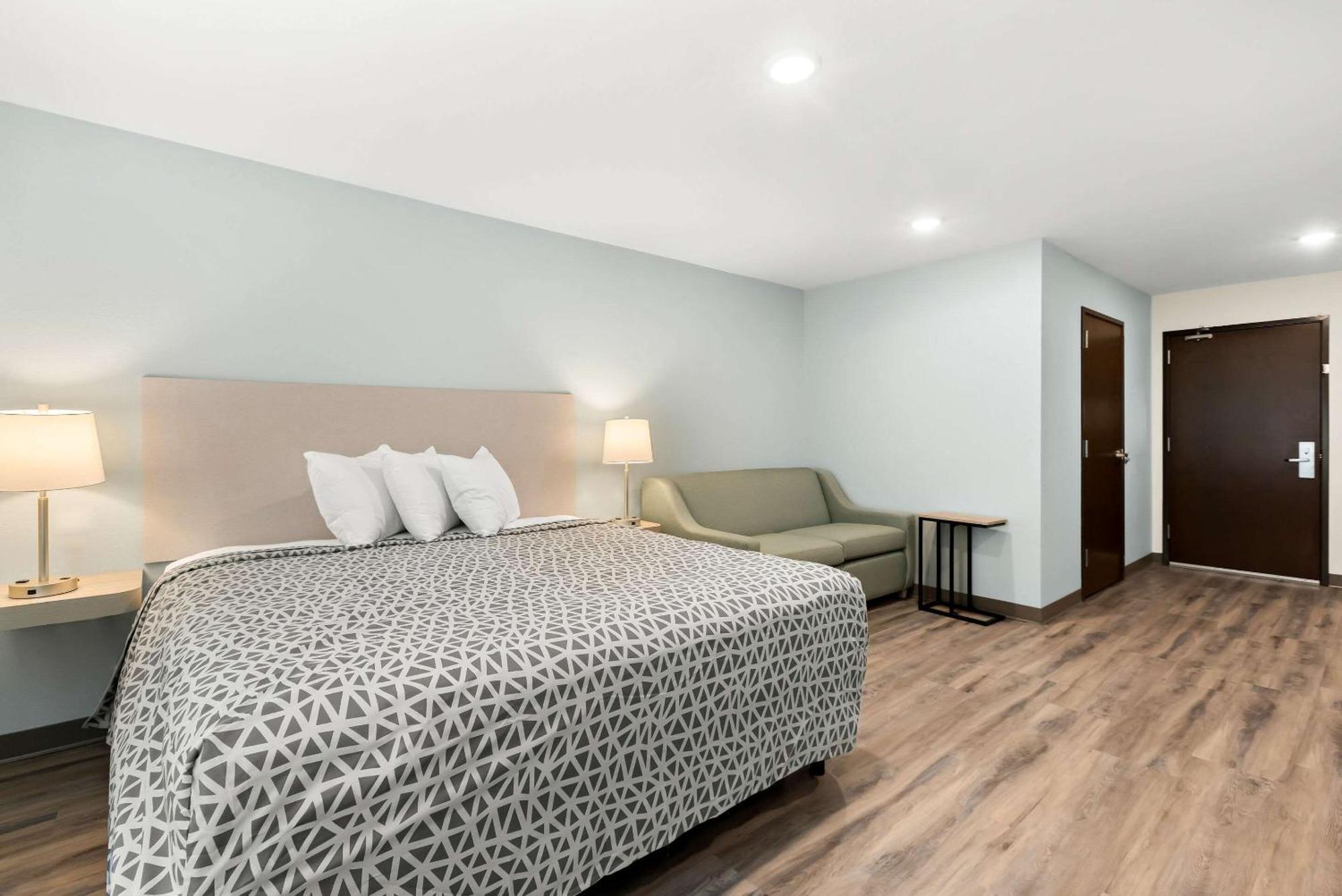 Woodspring Suites Savannah West Chatham Parkway エクステリア 写真